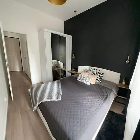 Letnica Apartment *